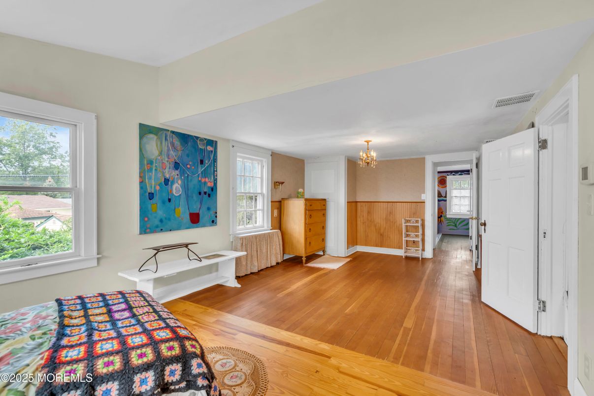 Chandelier, Interior, Wood Texture Flooring