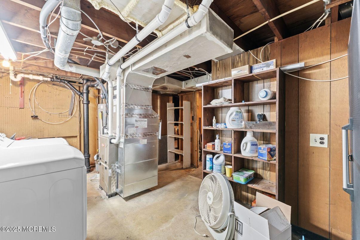 Interior, Washer, Wooden Walls