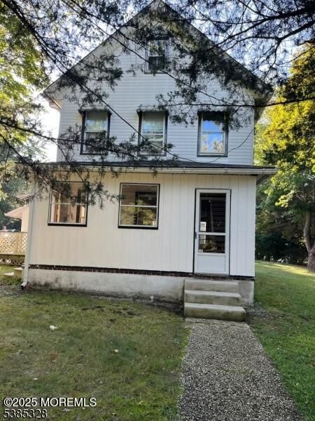 Exterior, Facade, Farmhouse