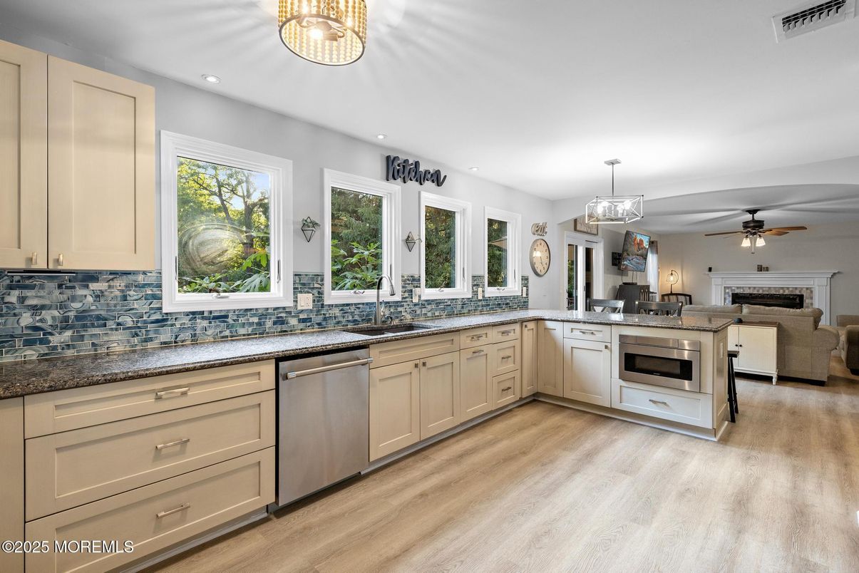 Chandelier, Interior, Kitchen, Pendant Lights, Recessed Lighting, Wood Texture Flooring