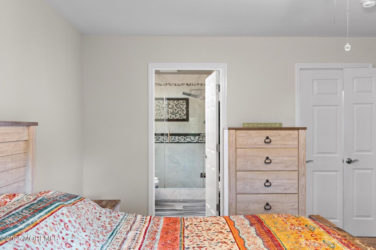 Bathroom, Bedroom, Glass Shower, Interior