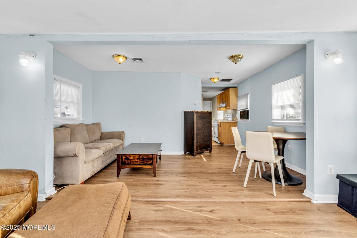 Dining room, Interior, Wood Texture Flooring