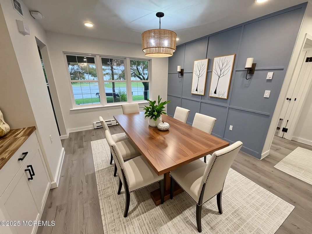 Chandelier, Dining room, Interior, Recessed Lighting, Water, Wood Texture Flooring