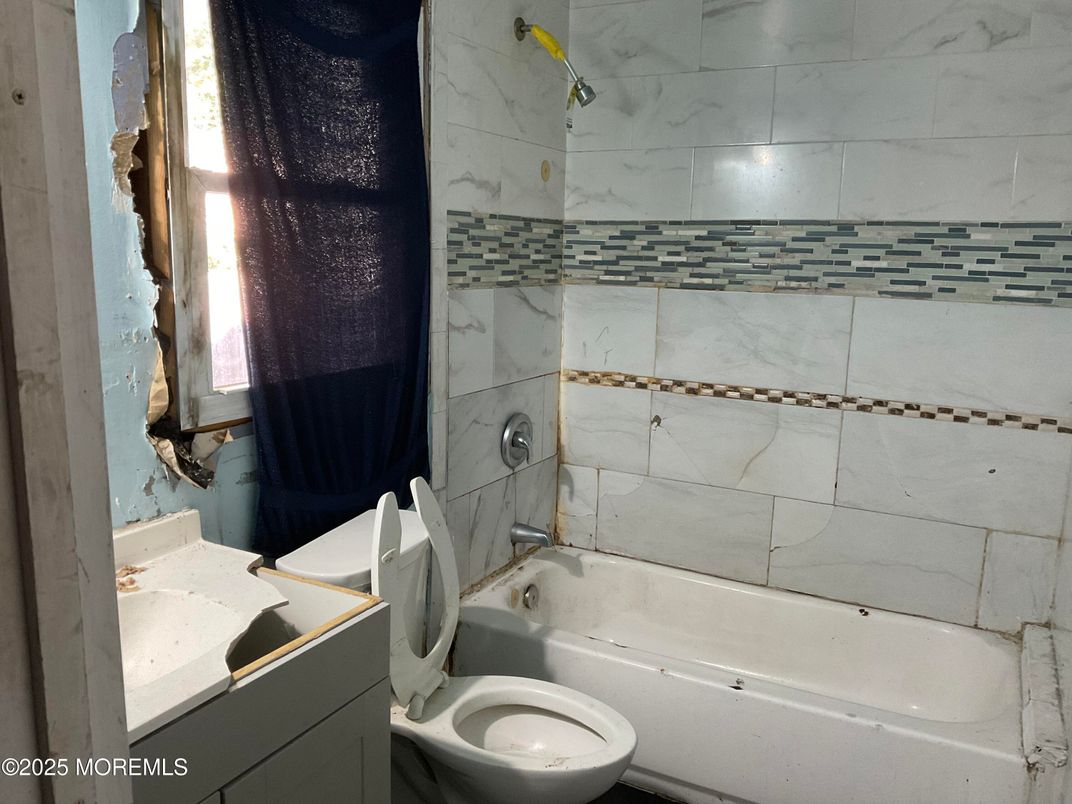 Bathroom, Interior, Marble Walls