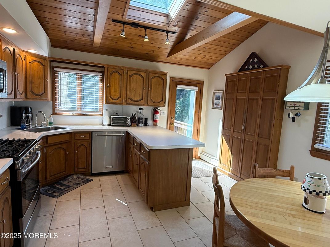 Interior, Kitchen, Recessed Lighting, Stainless Steel Appliances, Wooden Beams, Wooden Ceilings