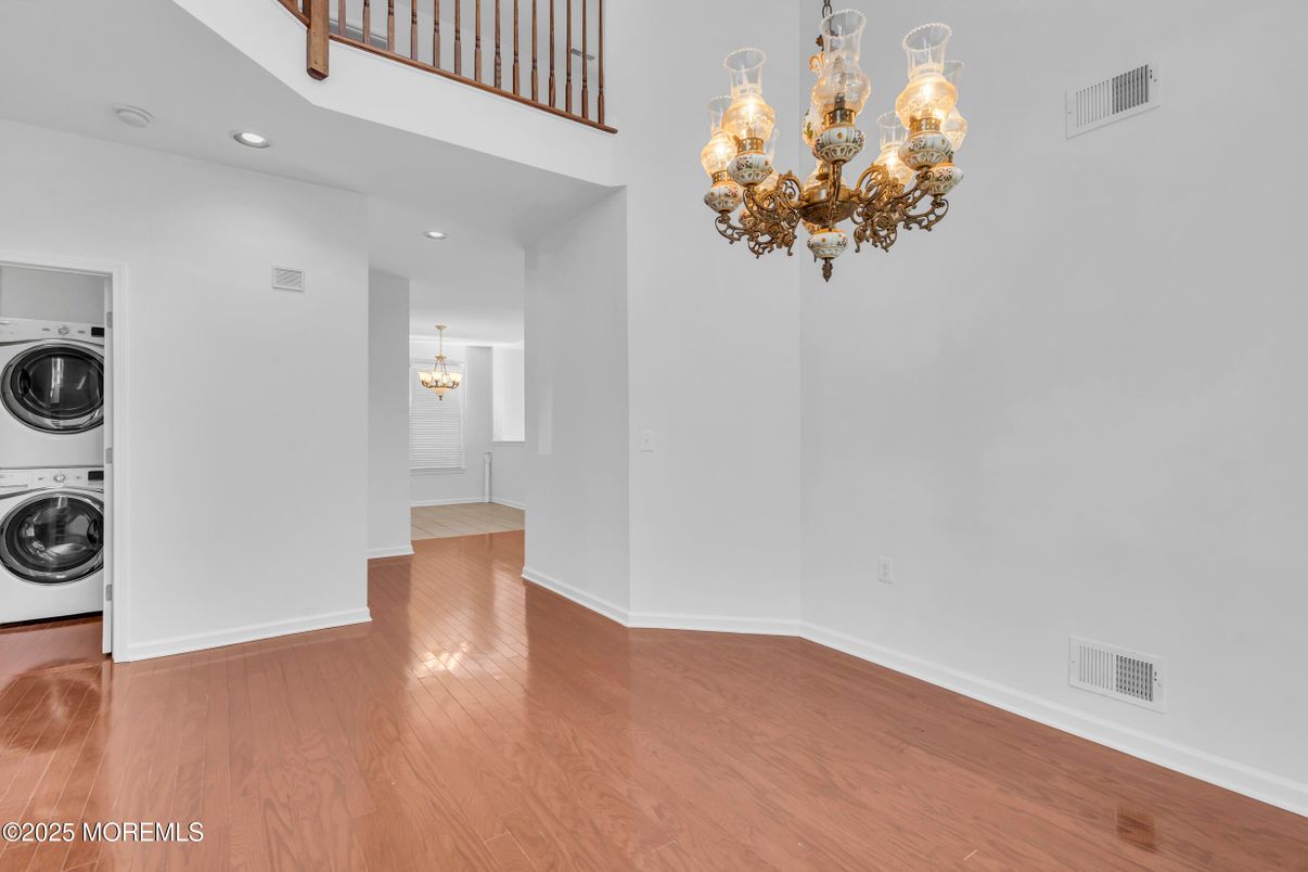 Chandelier, Interior, Recessed Lighting, Washer, Wood Texture Flooring