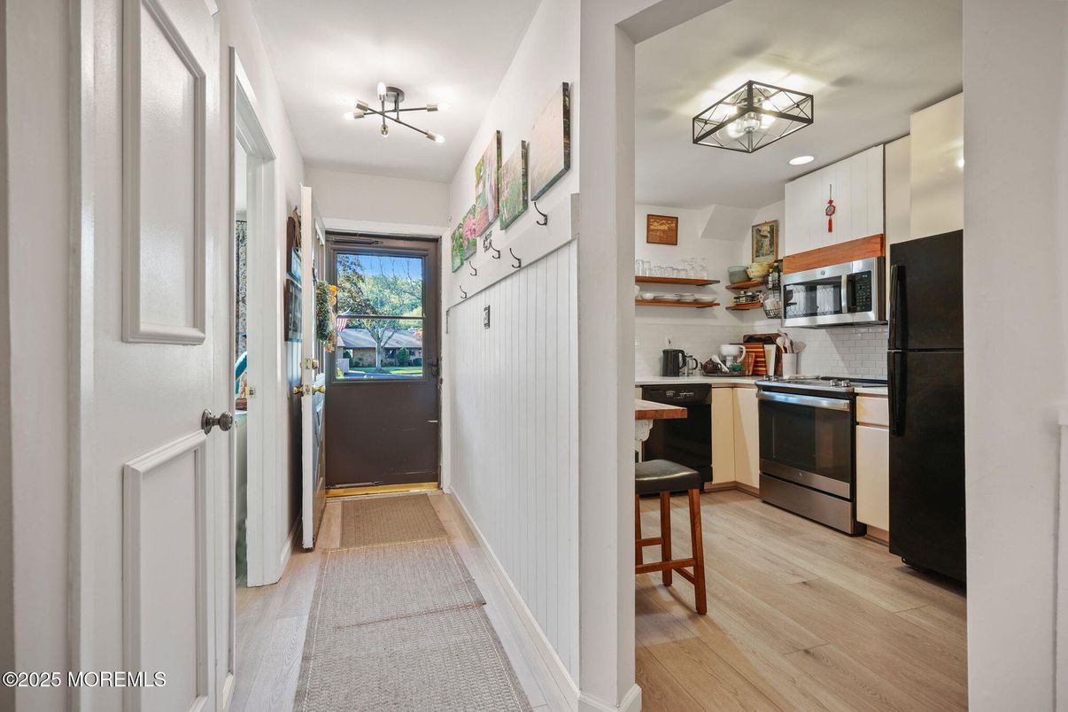 Interior, Kitchen, Recessed Lighting, Wood Texture Flooring