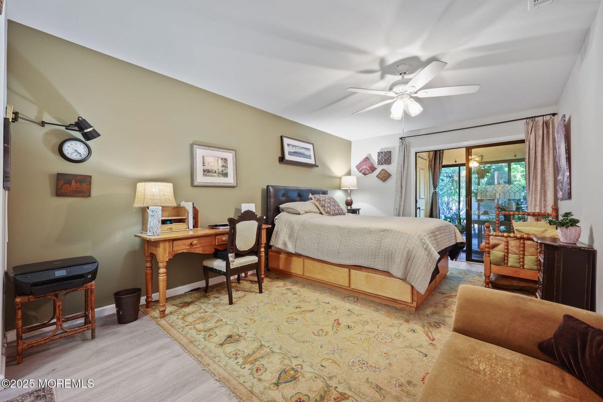 Bedroom, Home Office, Interior, Wood Texture Flooring