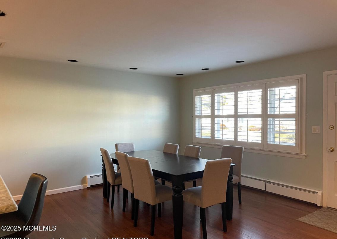 Dining room, Interior, Recessed Lighting, Wood Texture Flooring