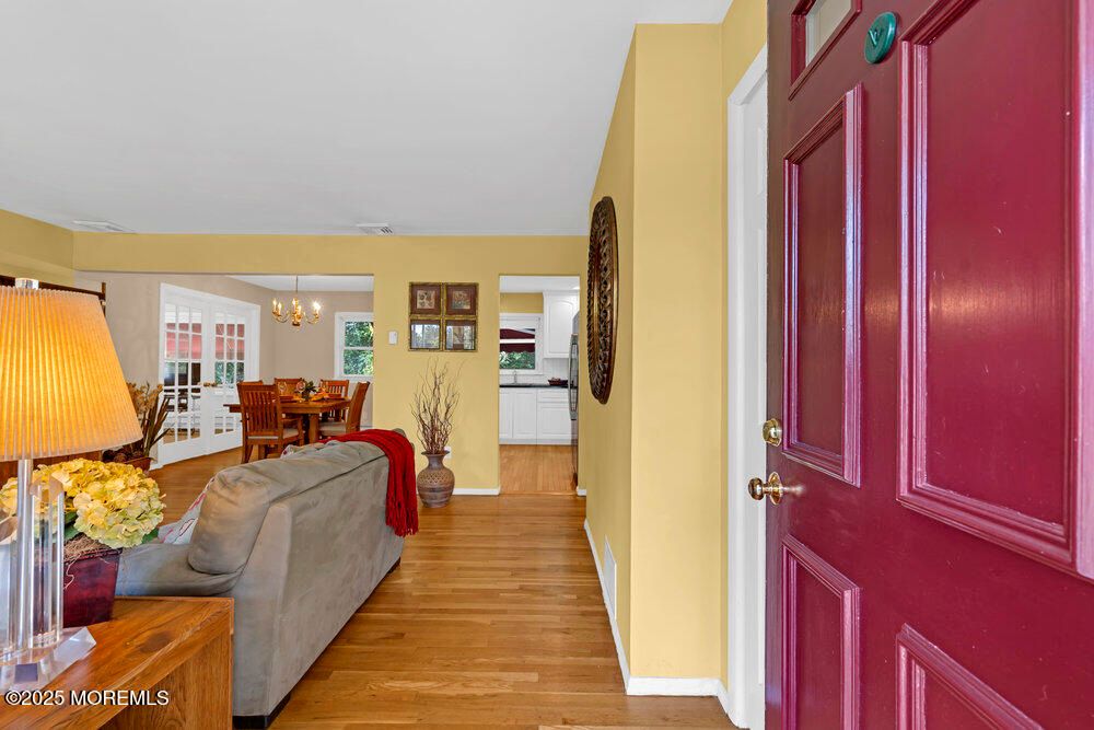 Chandelier, Dining room, Interior, Wood Texture Flooring
