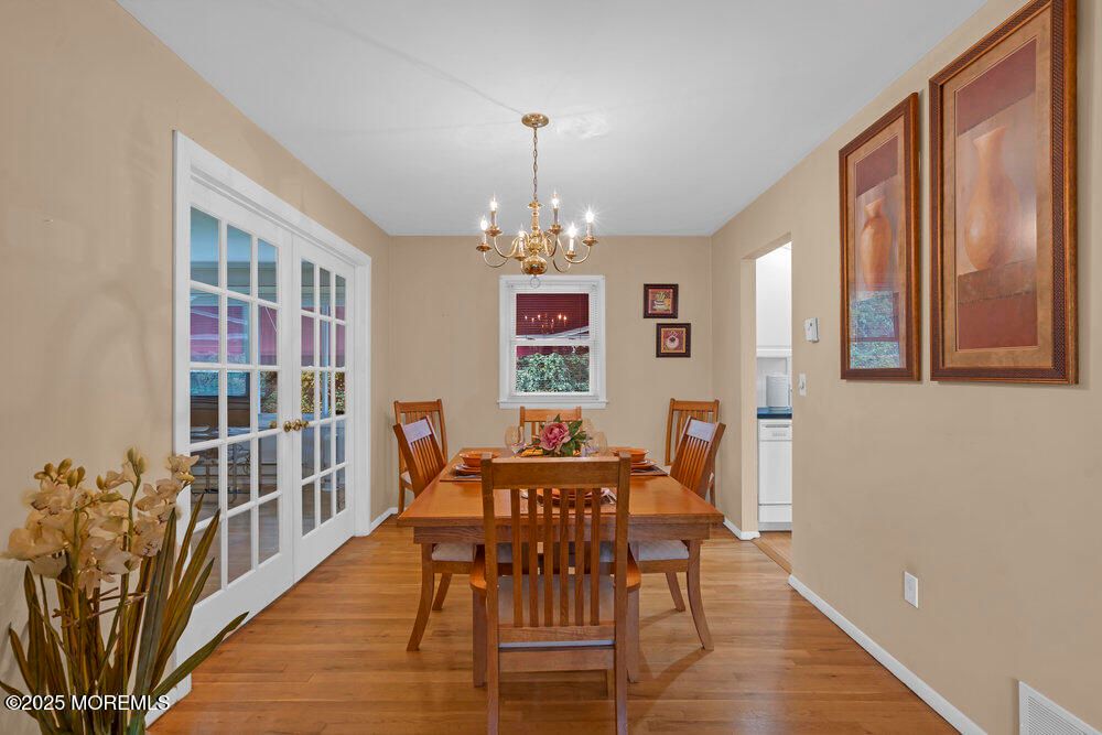 Chandelier, Dining room, Interior, Wood Texture Flooring