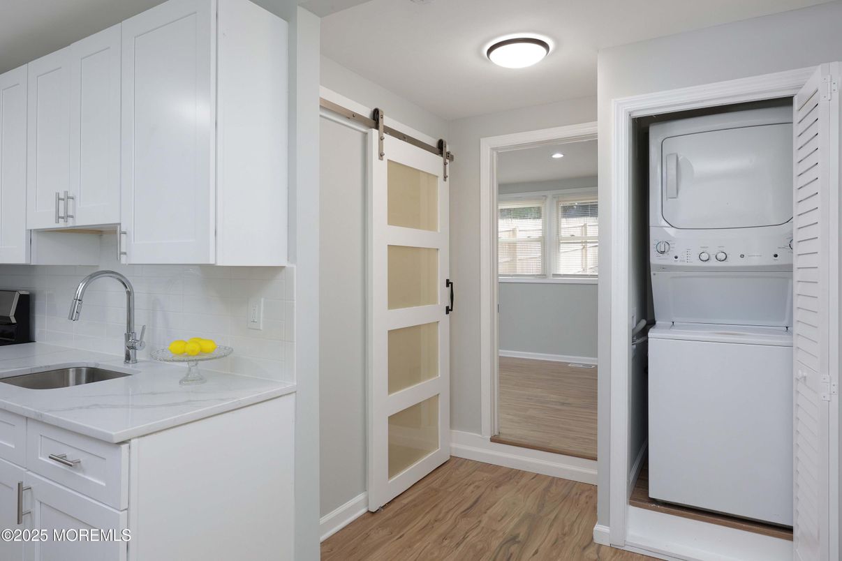 Interior, Recessed Lighting, Utility Closets, Washer, Wood Texture Flooring