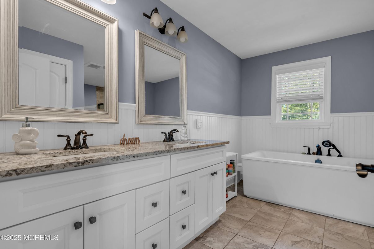 Bathroom, Dual Sink Vanities, Free Standing Baths, Interior