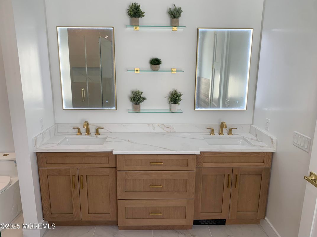 Bathroom, Dual Sink Vanities, Interior, Marble