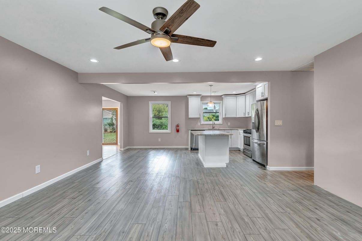 Interior, Kitchen, Pendant Lights, Recessed Lighting, Wood Texture Flooring