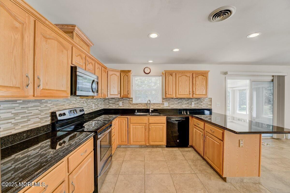 Interior, Kitchen, Recessed Lighting