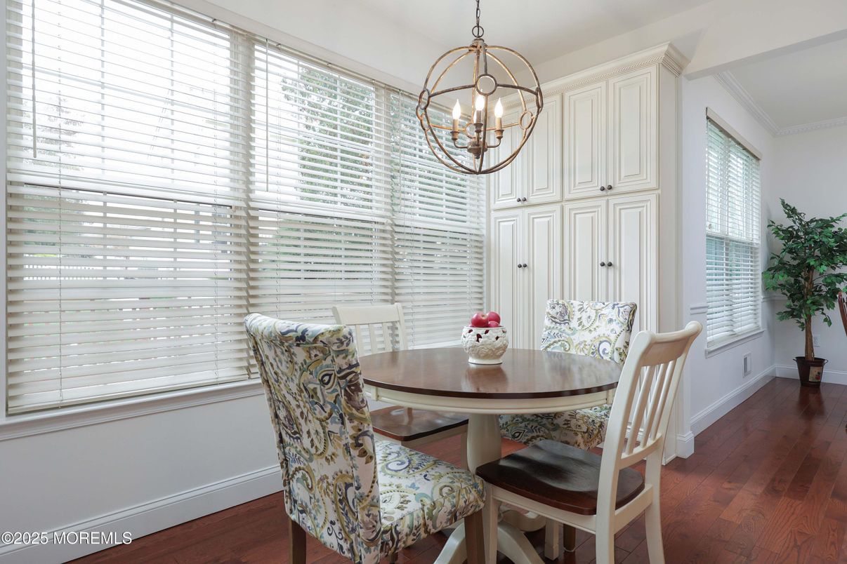 Chandelier, Dining room, Interior, Pendant Lights, Wood Texture Flooring