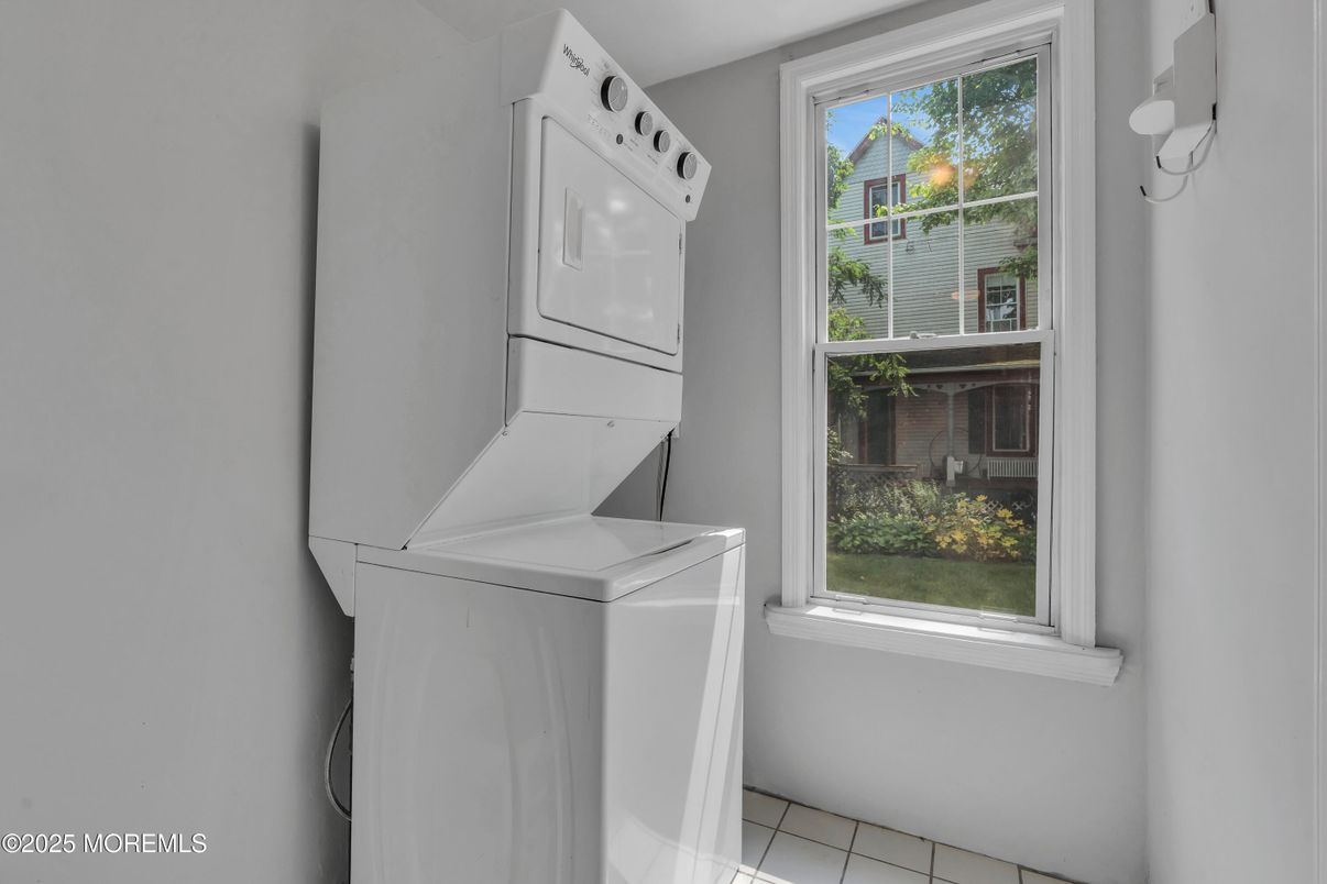 Interior, Utility Closets, Washer