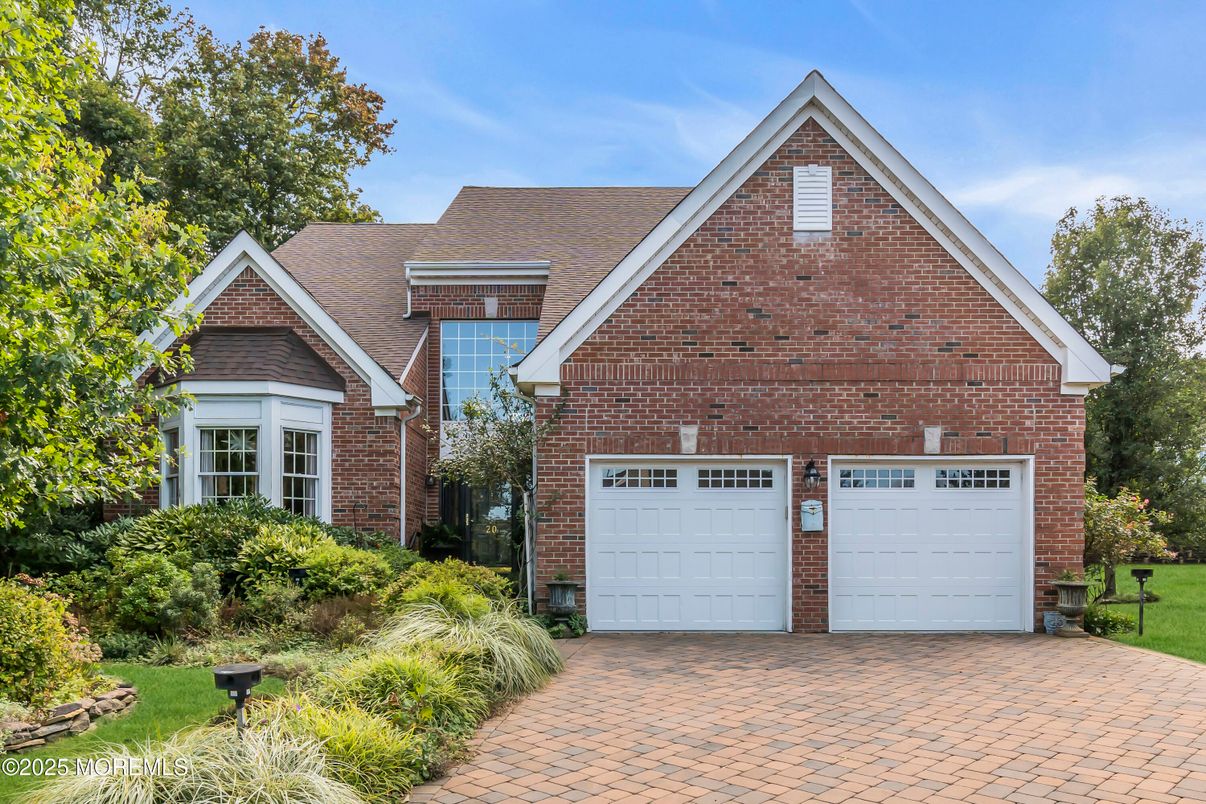 Attached, Exterior, Facade, Brick Facade, Brick Traditional