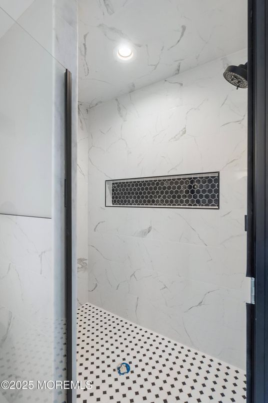 Bathroom, Interior, Marble Walls, Recessed Lighting