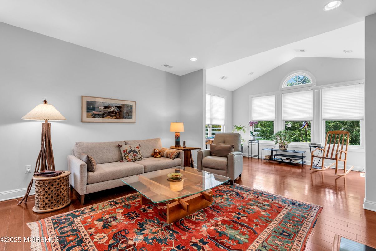Dining room, Interior, Living room, Recessed Lighting, Wood Texture Flooring