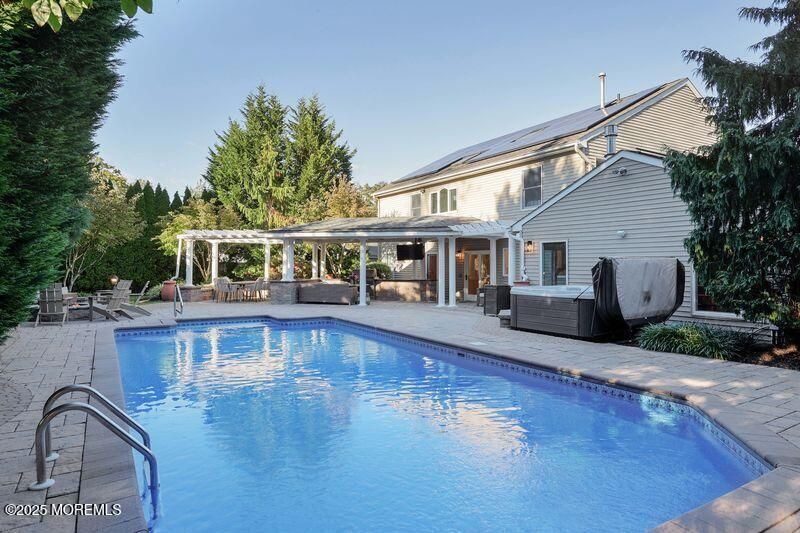 Exterior, Hot Tub, Pool, Solar Panels
