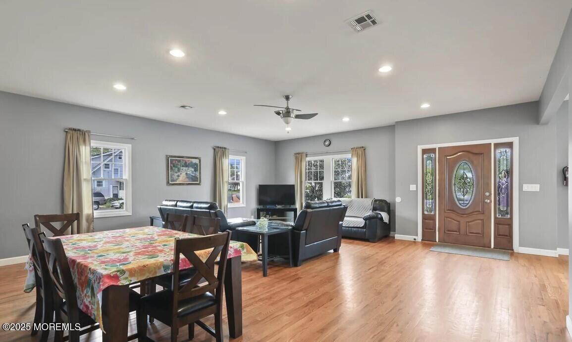 Dining room, Interior, Living room, Recessed Lighting, Wood Texture Flooring