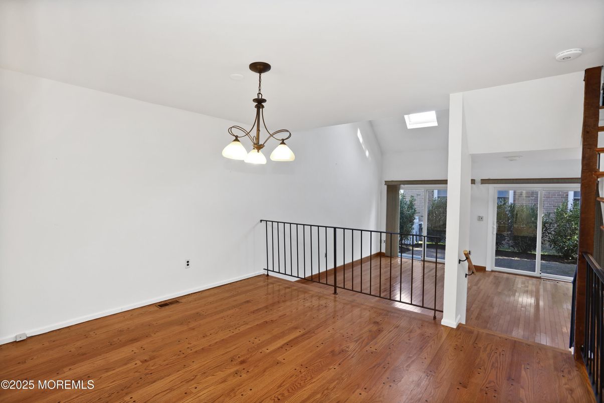 Empty room, Interior, Pendant Lights, Wood Texture Flooring