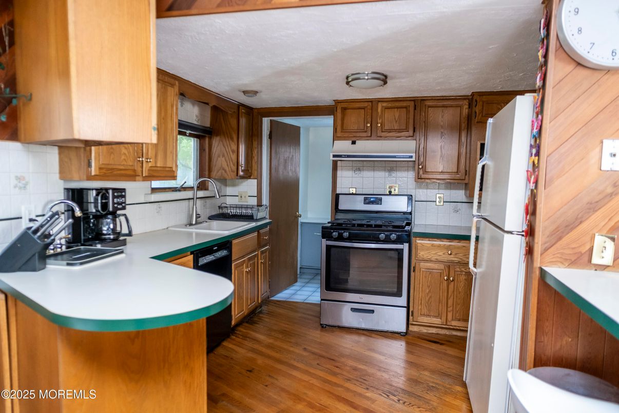 Interior, Kitchen, Wood Texture Flooring