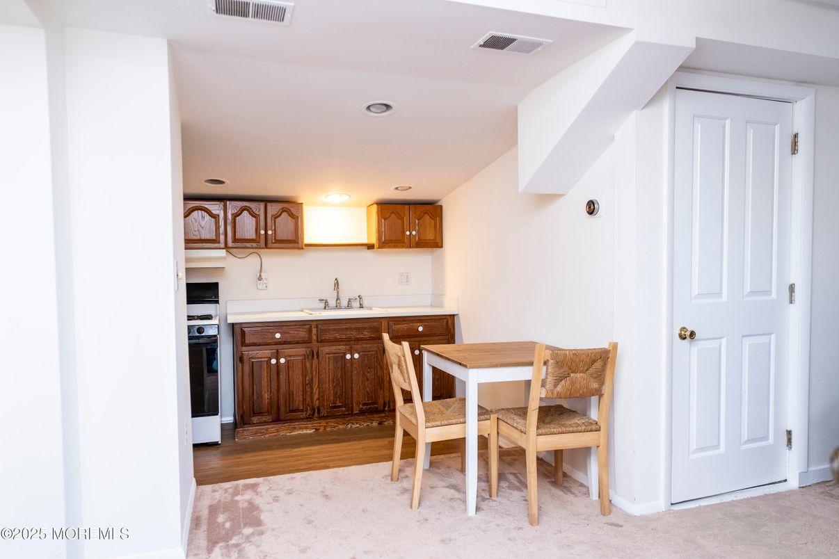 Dining room, Interior, Kitchen, Recessed Lighting, Wood Texture Flooring