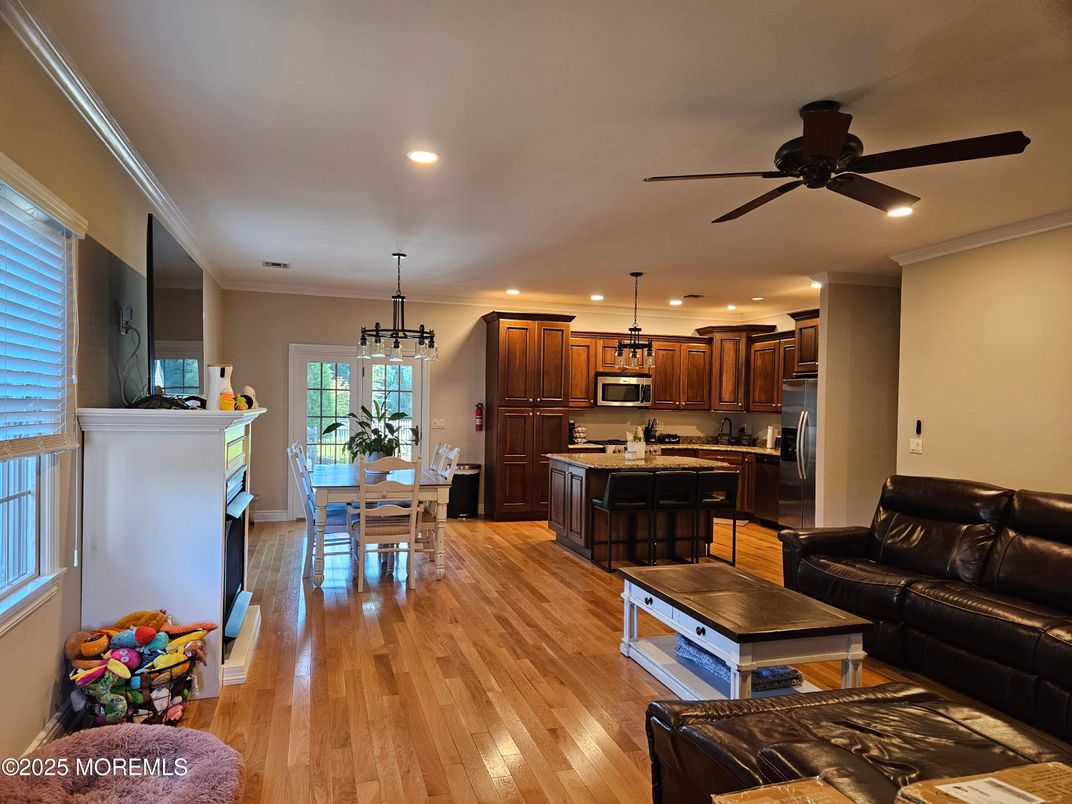 Dining room, Interior, Kitchen, Living room, Pendant Lights, Recessed Lighting, Wood Texture Flooring