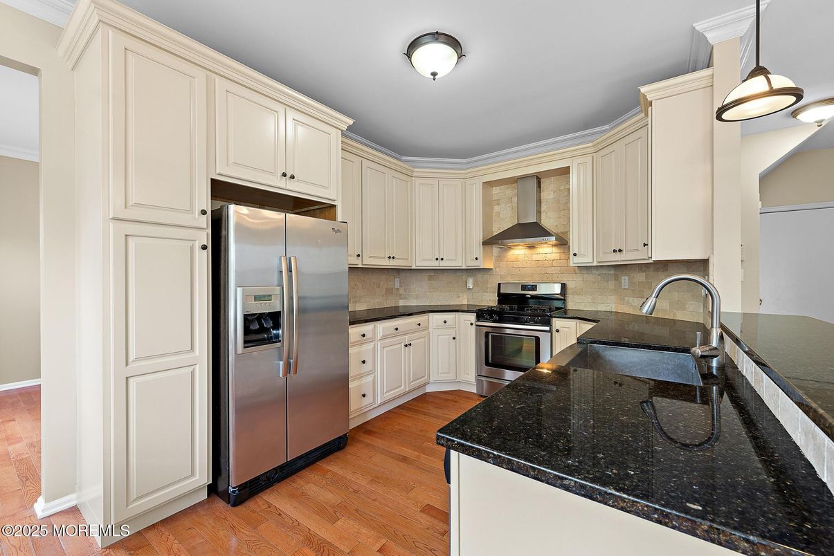 Interior, Kitchen, Pendant Lights, Stainless Steel Appliances, Wood Texture Flooring