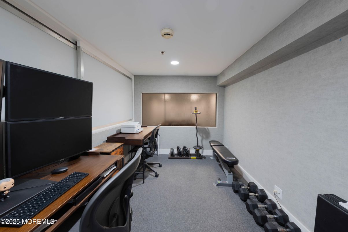 Fitness Equipment, Home Office, Interior, Recessed Lighting