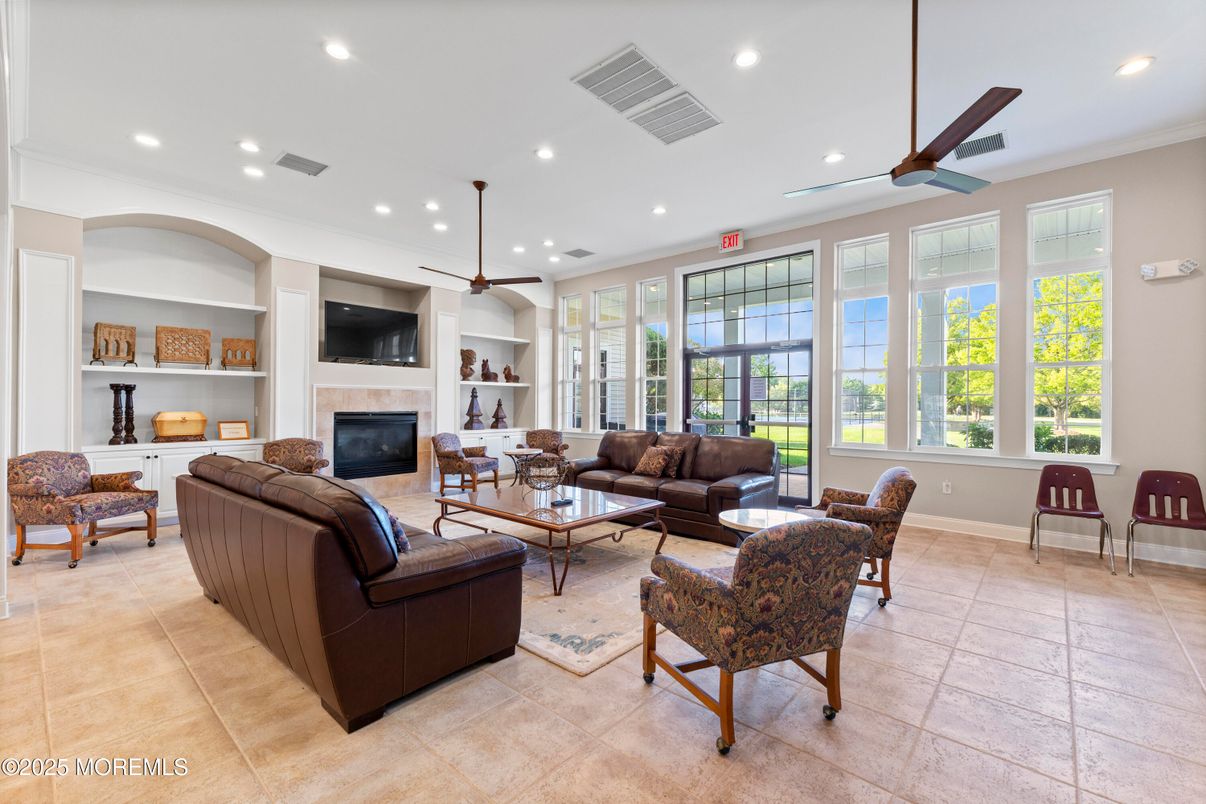 Fireplace, Interior, Living room, Recessed Lighting