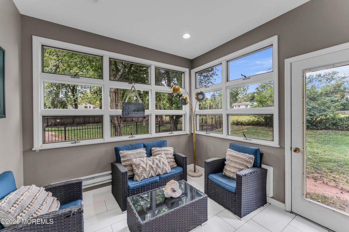 Interior, Living room, Recessed Lighting, Sun Room