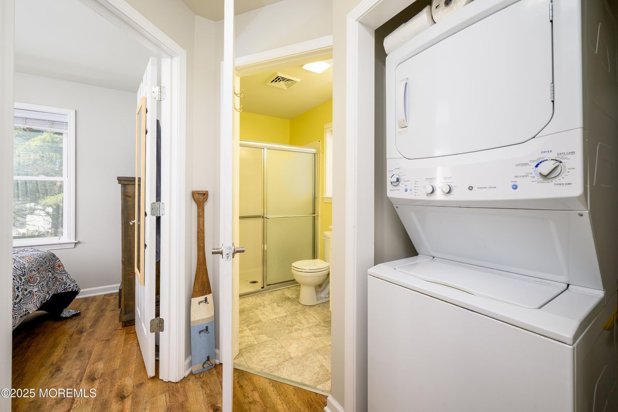 Bathroom, Interior, Utility Closets, Washer, Wood Texture Flooring