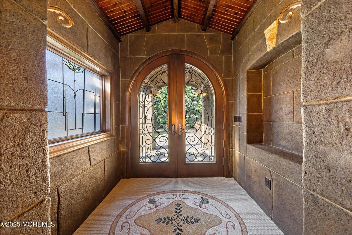 Interior, Recessed Lighting, Wooden Beams, Wooden Ceilings