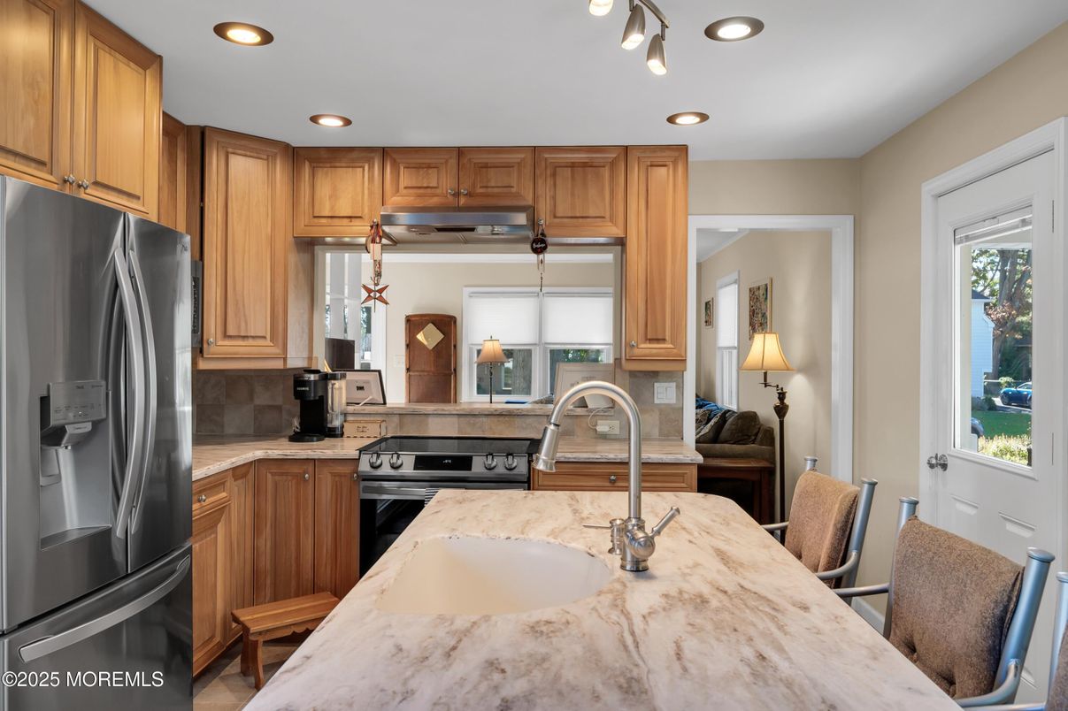 Interior, Kitchen, Pendant Lights, Recessed Lighting, Stainless Steel Appliances
