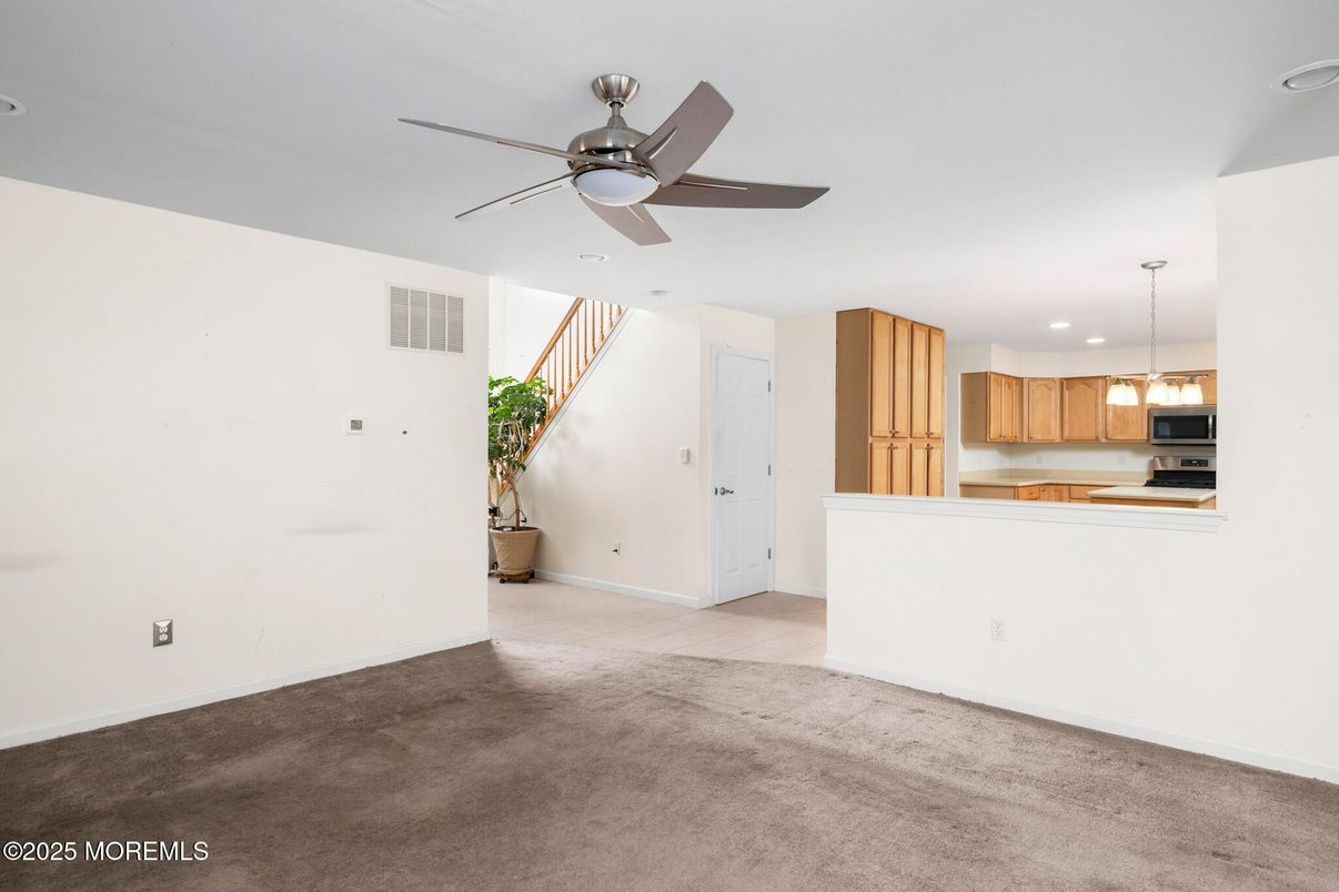 Empty room, Interior, Kitchen, Pendant Lights, Recessed Lighting