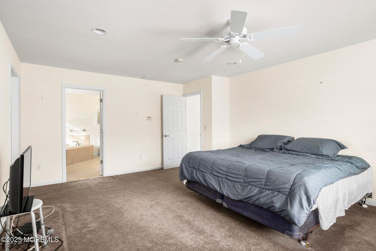 Bathroom, Bedroom, Interior, Recessed Lighting