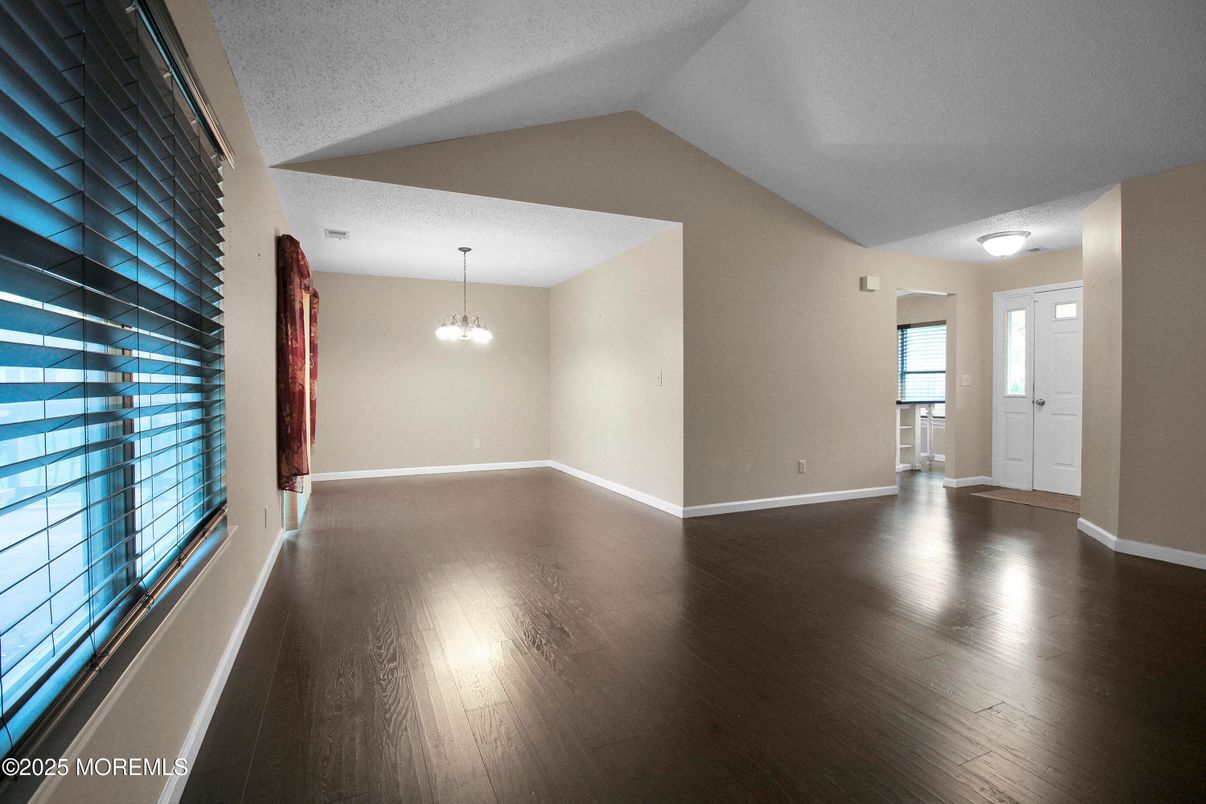 Empty room, Interior, Pendant Lights, Wood Texture Flooring