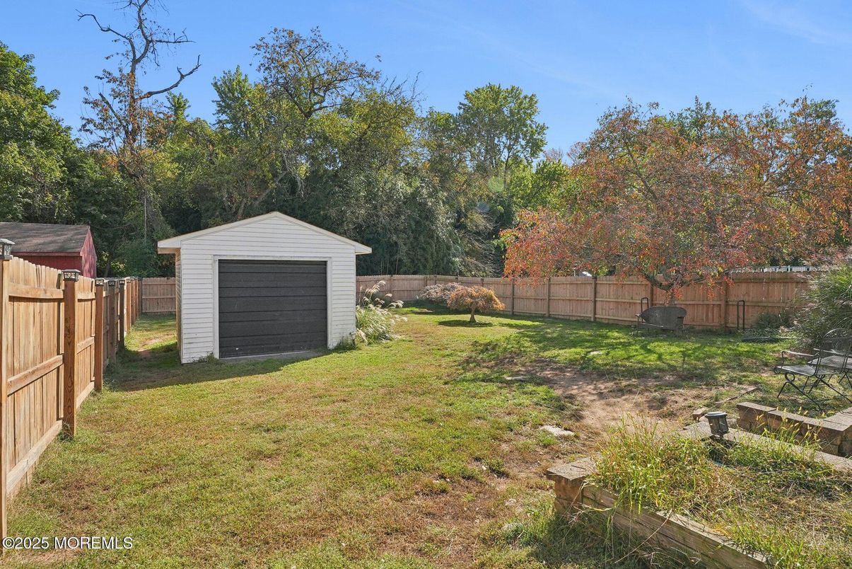 Backyard, Detached Garage, Exterior