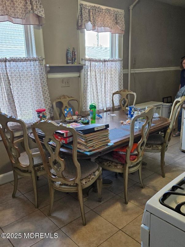 Dining room, Interior