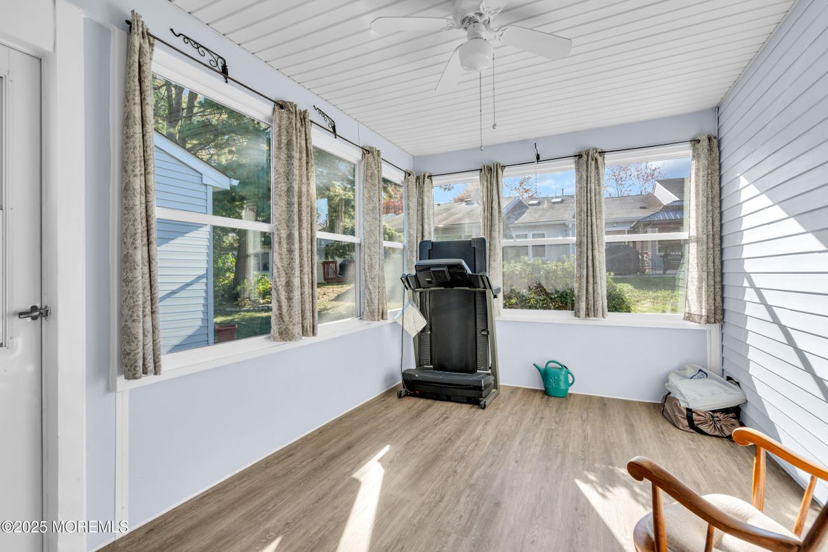 Interior, Sun Room, Wood Texture Flooring