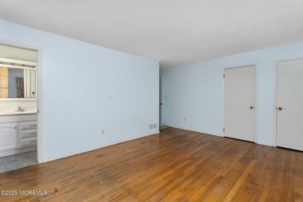 Bathroom, Empty room, Interior, Wood Texture Flooring