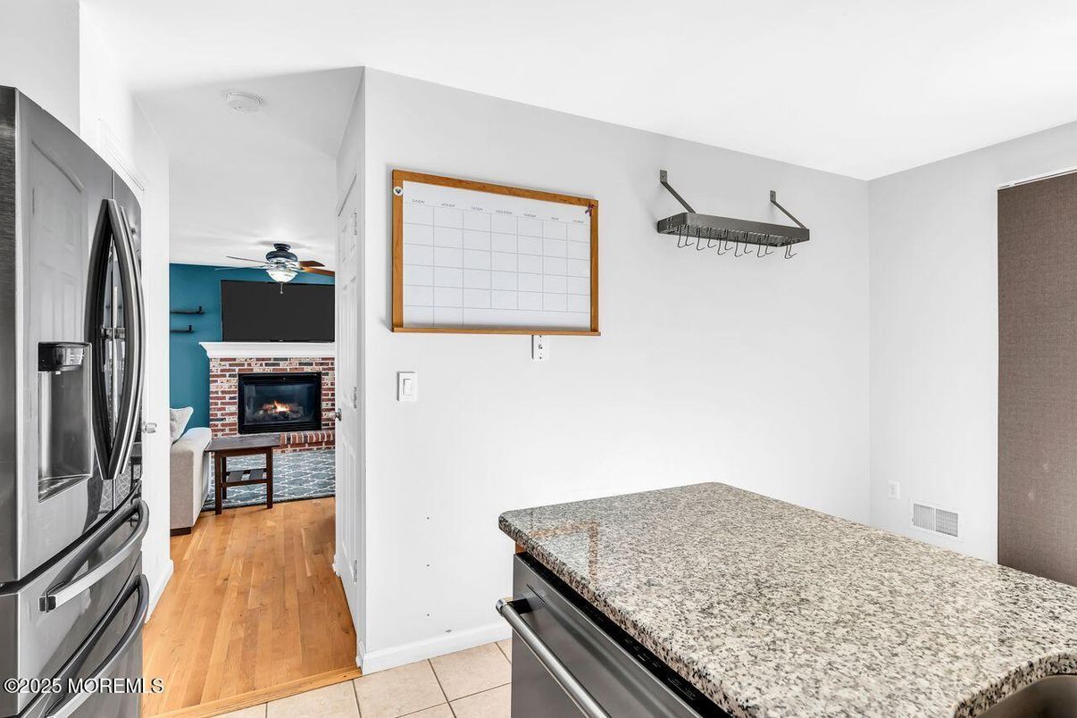 Fireplace, Interior, Kitchen, Wood Texture Flooring