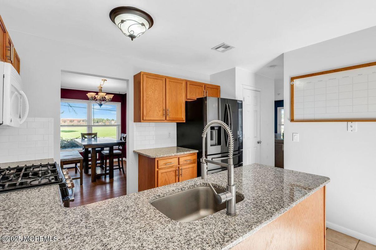 Chandelier, Dining room, Interior, Kitchen, Water, Wood Texture Flooring