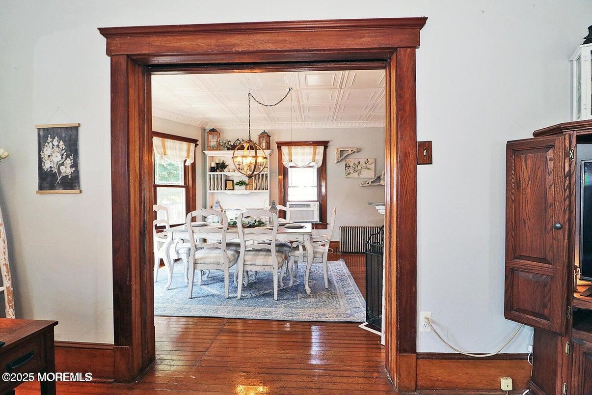 Chandelier, Dining room, Interior, Wood Texture Flooring