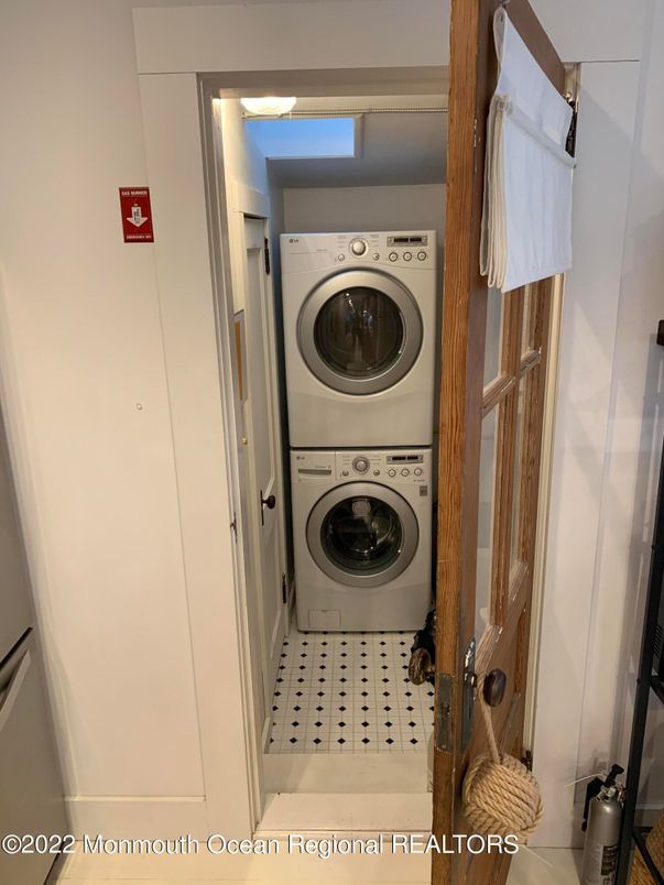 Interior, Utility Closets, Washer