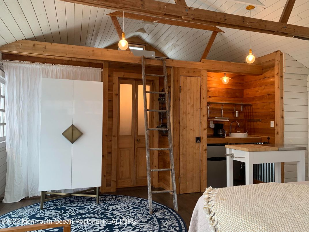 Interior, Kitchen, Pendant Lights, Wooden Beams, Wooden Walls